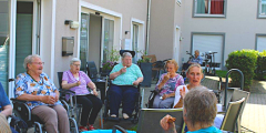 Geldern: BewohnerInnen fühlen sich am Planschbecken wohl.