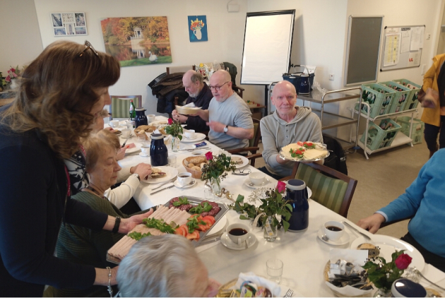Krefeld: Ehrenamtliche und Mitarbeitende beim jährlichen Ehrenamtsfrühstück.